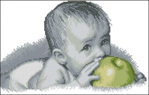 Малыш с зеленым яблоком