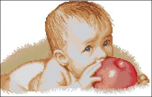Малыш с красным яблоком