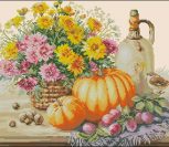 Кухонный натюрморт с тыквами и цветами