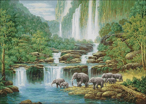 Слоны у водопада